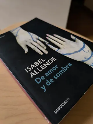 De amor y de sombra (Spanish Edition)