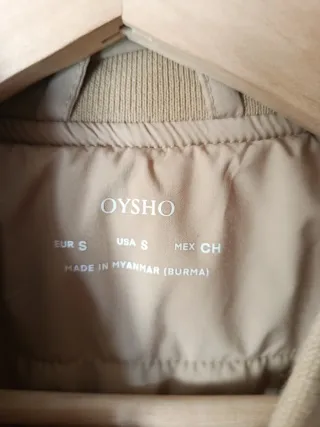 Chaqueta bomber Oysho beige