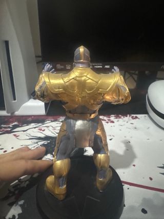 Figura Thanos Colección Marvel