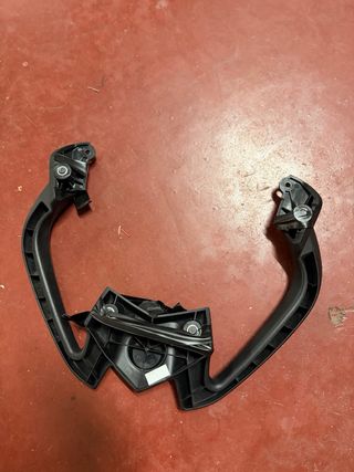 Asidero BMW F800R (2017)