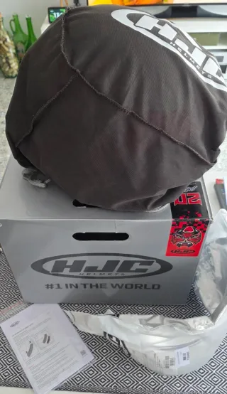 Casco HJC V10 Réplica Fabio Quartararo