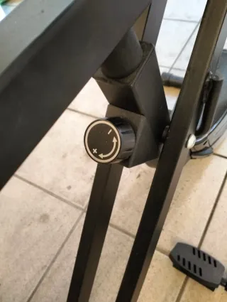 Attrezzo addominali e cyclette