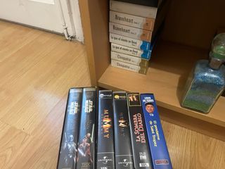 Lote  77 cintasVHS vendo todo el lote