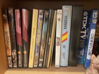 Lote  77 cintasVHS vendo todo el lote