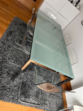 Mesa Torsby 85x180 y Alfombra Gåser 170x240