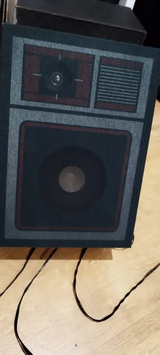 Altavoces Bafles Pareja Negro Gris y Rojo