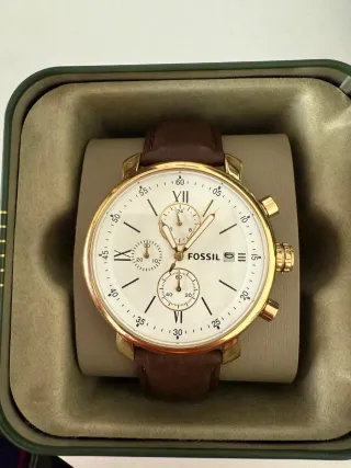 Reloj Fossil Cronógrafo Esfera Marfil