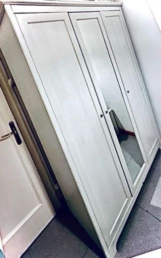 Armario 3 puertas con espejo IKEA