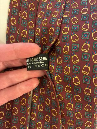 Corbatas de seda hombre. Precio por unidad.