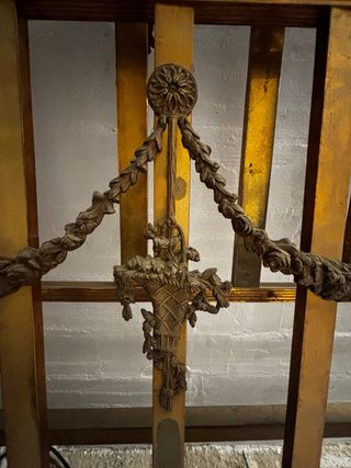 Cabecero de latón y madera estilo 1950