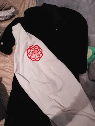 Túnica Hermandad Cristo Agonía Ciez