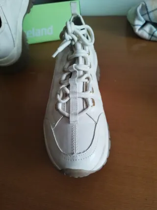 Zapatillas deportivas beige/blancas chica