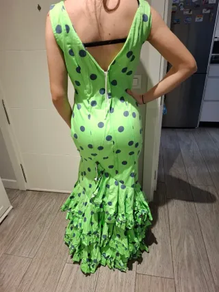 Traje de Flamenca verde lunares