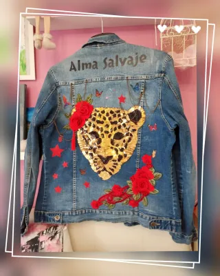 Cazadora vaquera customizada Alma Salvaje