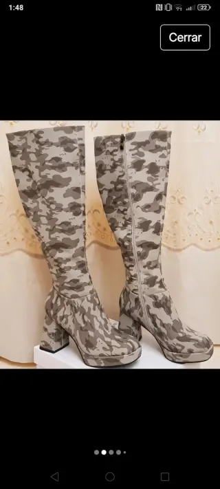 Botas militares camuflaje beige y gris
