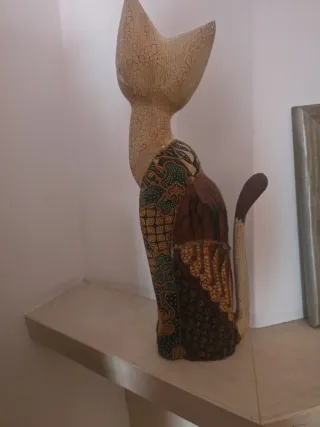 Gatos de madeira decorativo