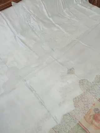 Copri cuscini e fronte letto 1960