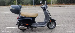Piaggio Vespa LX50 2T Negra
