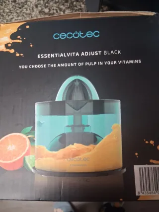 Exprimidor eléctrico azul