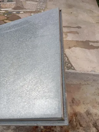 Puerta de acero galvanizado