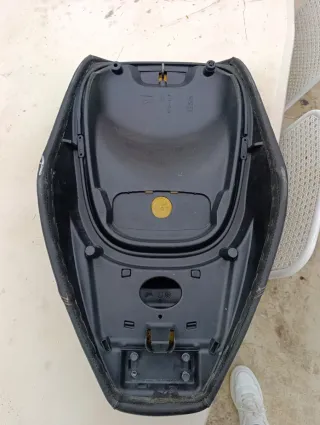 Asiento Piaggio Xevo 125 2015