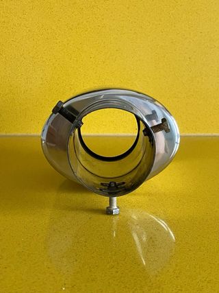 Salida de escape ovalada