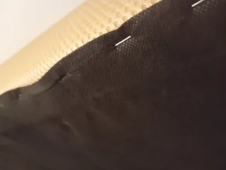 Base tapizada 105cm con patas