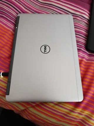 Dell E7240 i7 4ª Gen 6GB RAM 118GB Disco