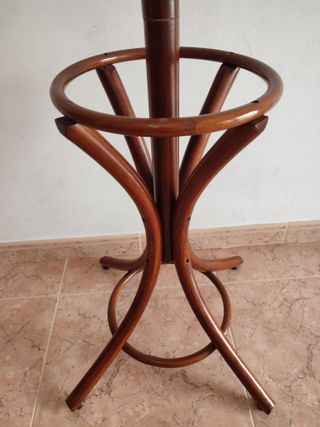 Perchero de Madera estilo Viena