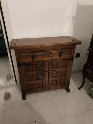 Mueble aparador de madera rústico