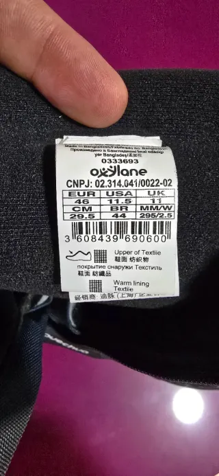 Botas Quechua azules y negras