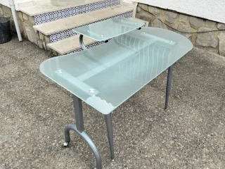 Escritorio de cristal moderno