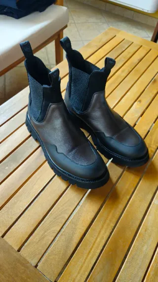 Stivaletti Chelsea testa di moro senza lacci