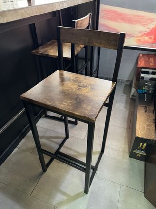 Bancos altos estilo industrial