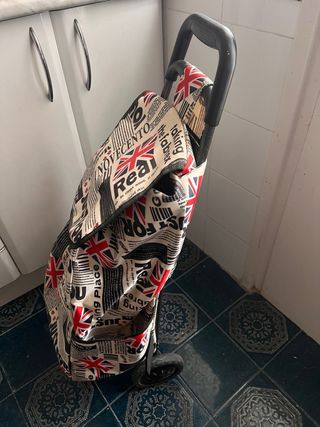 Carrito de la compra resistente y práctico