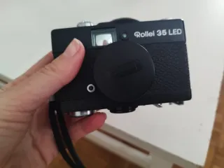 Rollei 35 LED Cámara Analógica Negra