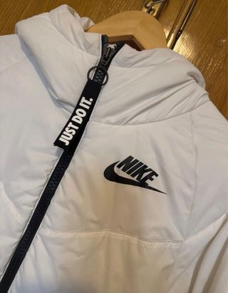 Chaqueta Nike Blanca Acolchada