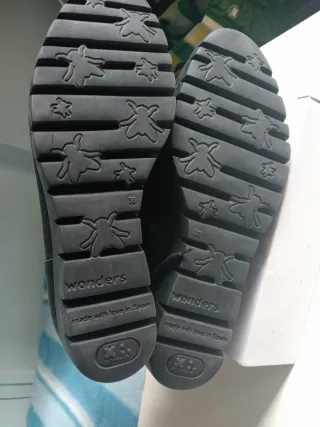 Zapatos Wonders Talla 39 Negros