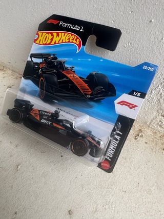 Hot Wheels McLaren F1 20/250 1/5