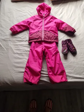 Conjunto Nieve Niña Rosa. Un solo uso