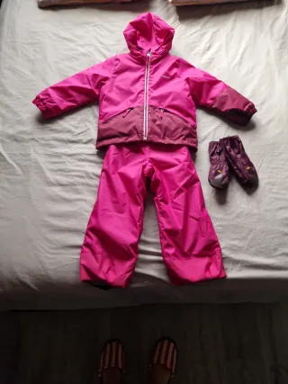 Conjunto Nieve Niña Rosa. Un solo uso