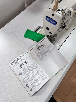 Máquina de coser industrial