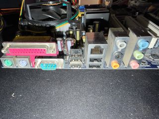 Placa base retro ASRock 775Twins-HDTV