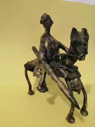 Figura artesanal jinete y caballo