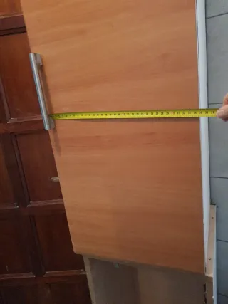 2 Muebles de cocina madera y metal, de colgar.