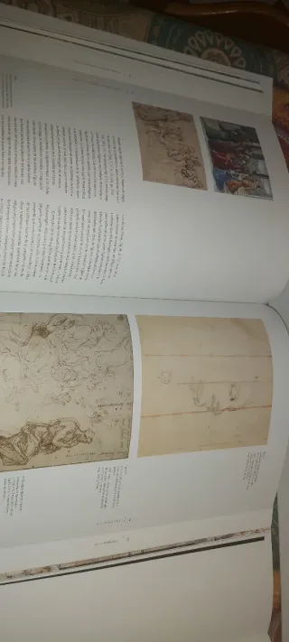 Reproducción estatua David Miguel Ángel + libros