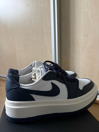 Jordan 1 Elevate Low Azul/Blanco