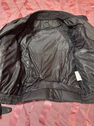 Giubbotto moto estivo con protezioni