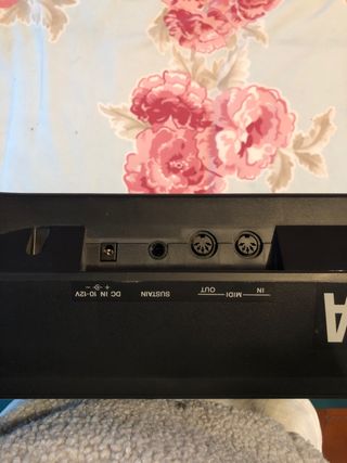 Teclado Yamaha PSR-330