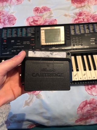 Teclado Yamaha PSR-330